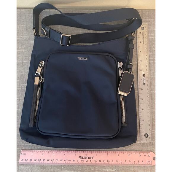 New TUMI Tyler Voyageur Womens Indigo Blue Crossbody - Picture 13 of 14